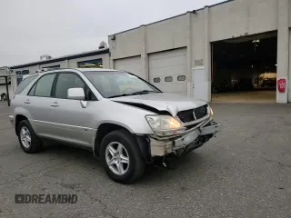 2001 Lexus RX 300 with VIN JTJHF10U310213467, listed as a Copart auction lot 83405024 with 177,059 mi miles and Salvage Title. Bid and sale history available at carsss.com. Image 11.