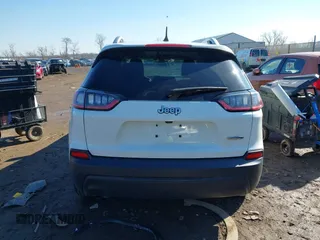 2020 Jeep Cherokee Latitude Plus with VIN 1C4PJLLB0LD643021, listed as a IAAI auction lot 41541601 with 48,459 mi miles. Bid and sale history available at carsss.com. Image 16.