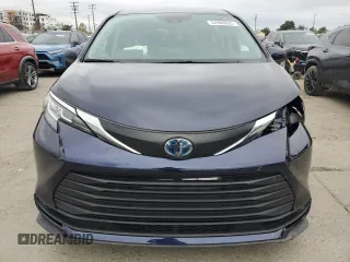 2021 Toyota Sienna LE with VIN 5TDKRKEC6MS013416, listed as a Copart auction lot 53908805 with 93,170 mi miles and Salvage Title. Bid and sale history available at carsss.com. Image 5.
