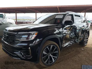 2024 Volkswagen Atlas SEL Premium R-Line с VIN 1V2FR2CA1RC514031, выставлен на аукционе IAAI как лот 41964990 с пробегом Не указан миль и . История ставок и продаж доступна на DreamBid. Изображение 2.