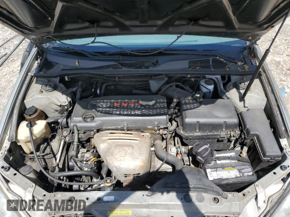 2004 Toyota Camry LE z VIN 4T1BE32K24U854346, wystawiony jako Copart lot #52708755 z przebiegiem 201 385 mil mil oraz Szkoda całkowita • Salvage title. Historia ofert i sprzedaży dostępna na DreamBid. Obrazek 11.