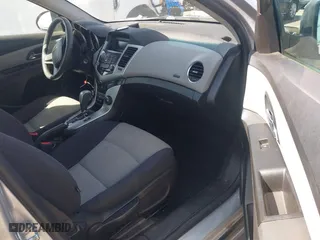 2014 Chevrolet Cruze LS with VIN 1G1PA5SH5E7174424, listed as a IAAI auction lot 41696133 with 126,802 mi miles. Bid and sale history available at carsss.com. Image 5.