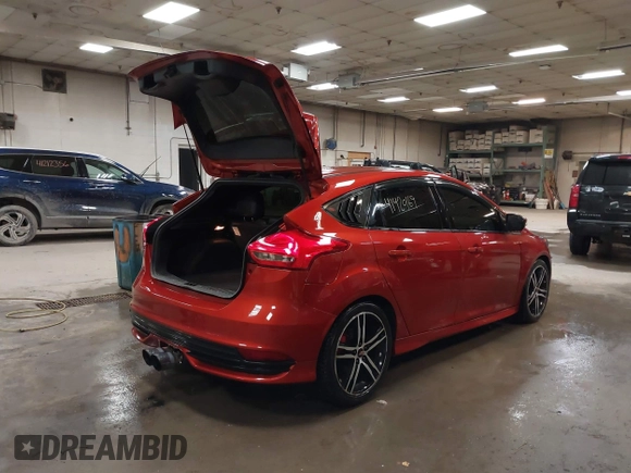 2018 Ford Focus ST with VIN 1FADP3L99JL306466, listed as a IAAI auction lot 41420169 with 94,731 mi miles and . Bid and sale history available at DreamBid. Image 4.