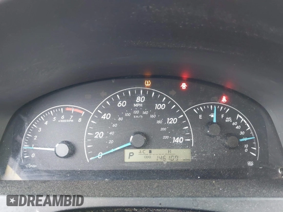2014 Toyota Camry L with VIN 4T1BF1FK3EU770985, listed as a IAAI auction lot 41896125 with 146,100 mi miles. Bid and sale history available at carsss.com. Image 7.