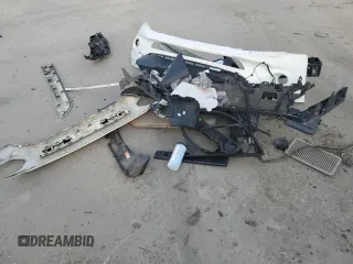 2015 Ford Transit Connect XLT с VIN NM0GS9F74F1178172, выставлен на аукционе Copart как лот 81821994 с пробегом 153 505 миль миль и Списание • Salvage title. История ставок и продаж доступна на DreamBid. Изображение 13.