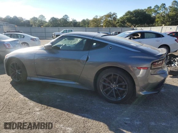 2024 Nissan Z Performance z VIN JN1BZ4BH4RM362107, wystawiony jako Copart lot #66801104 z przebiegiem 18 863 mil mil oraz Szkoda całkowita • Salvage title. Historia ofert i sprzedaży dostępna na DreamBid. Obrazek 2.