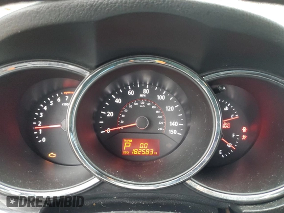 2013 Kia Sorento LX with VIN 5XYKTDA20DG368086, listed as a Copart auction lot 36866124 with 182,583 mi miles and Salvage Title. Bid and sale history available at carsss.com. Image 9.