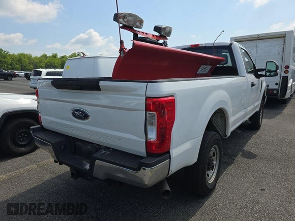 2018 Ford F-250 XLT with VIN 1FTBF2B61JEB24898, listed as a IAAI auction lot 42854197 with 108,352 mi miles and . Bid and sale history available at DreamBid. Image 5.