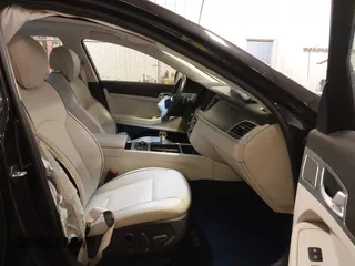 2018 Genesis G80 Ultimate with VIN KMHGN4JF2JU265826, listed as a IAAI auction lot 41749930 with 38,171 mi miles and . Bid and sale history available at carsss.com. Image 5.