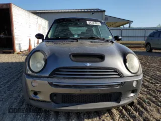 2003 MINI Hardtop S with VIN WMWRE33423TD73097, listed as a Copart auction lot 54743065 with 166,289 mi miles and Clean Title. Bid and sale history available at DreamBid. Image 5.