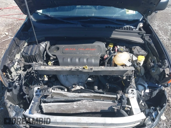 2017 Jeep Renegade Sport with VIN ZACCJBAB4HPF33738, listed as a IAAI auction lot 41754812 with 137,721 mi miles and . Bid and sale history available at carsss.com. Image 10.