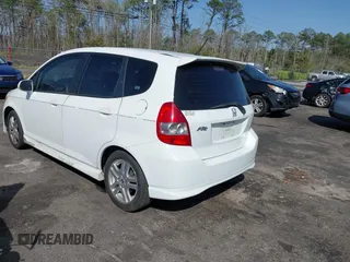 2007 Honda Fit Sport with VIN JHMGD37627S042665, listed as a IAAI auction lot 41734791 with 134,444 mi miles. Bid and sale history available at carsss.com. Image 3.