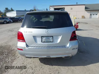 2014 Mercedes-Benz GLK 350 with VIN WDCGG8JB8EG175260, listed as a IAAI auction lot 41957511 with 106,427 mi miles and . Bid and sale history available at carsss.com. Image 16.