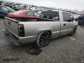 2002 Chevrolet Silverado 1500 LS with VIN 1GCEC14V32Z207294, listed as a Copart auction lot 88752435 with 0 mi miles and Salvage Title. Bid and sale history available at carsss.com. Image 3.