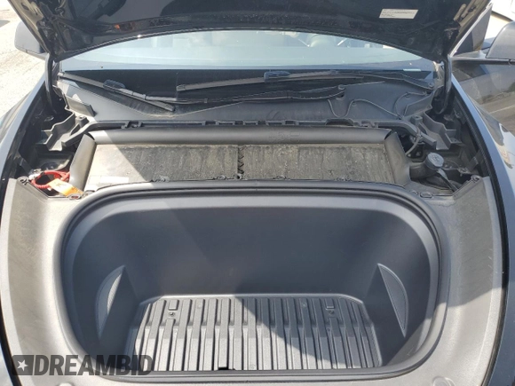 2024 Tesla Model Y Long Range with VIN 7SAYGDEE4RA228916, listed as a Copart auction lot 54921575 with 13,607 mi miles and Salvage title. Bid and sale history available at DreamBid. Image 12.