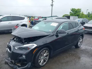 2020 BMW X2 sDrive28i z VIN WBXYH9C01L5P36225, wystawiony jako IAAI lot #39421264 z przebiegiem 70 043 mil mil oraz . Historia ofert i sprzedaży dostępna na DreamBid. Obrazek 2.