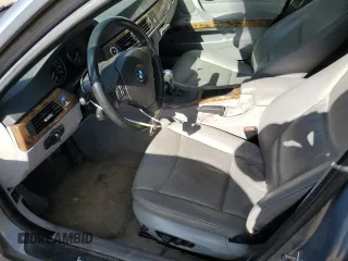 2007 BMW 3 Series 328xi with VIN WBAVC93587KX57667, listed as a Copart auction lot 45929745 with 129,137 mi miles and Salvage title. Bid and sale history available at DreamBid. Image 7.
