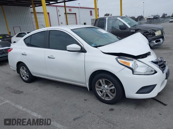 2015 Nissan Versa SV with VIN 3N1CN7AP7FL812770, listed as a IAAI auction lot 42047127 with 112,151 mi miles. Bid and sale history available at carsss.com. Image 13.