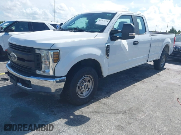2019 Ford F-250 XL с VIN 1FT7X2A67KEC53878, выставлен на аукционе IAAI как лот 42707576 с пробегом 155 920 миль миль и . История ставок и продаж доступна на DreamBid. Изображение 17.