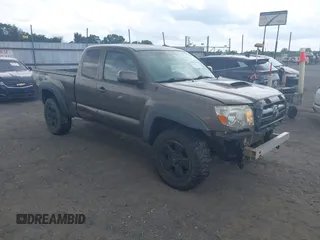 2009 Toyota Tacoma PreRunner z VIN 5TETU62N29Z657134, wystawiony jako IAAI lot #42364726 z przebiegiem 20 414 mil mil oraz . Historia ofert i sprzedaży dostępna na DreamBid. Obrazek 1.
