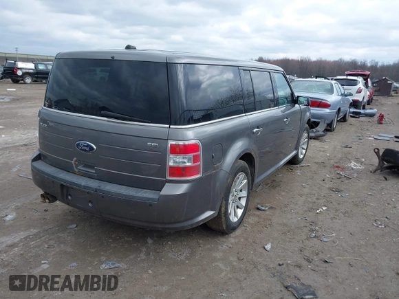2009 Ford Flex SEL z VIN 2FMDK52CX9BA27679, wystawiony jako IAAI lot #41863371 z przebiegiem 170 993 mil mil oraz . Historia ofert i sprzedaży dostępna na DreamBid. Obrazek 4.