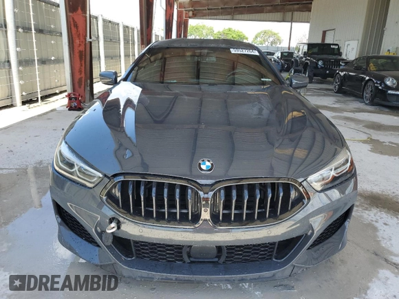 2022 BMW 8 Series M850i with VIN WBAGV8C06NCH89514, listed as a Copart auction lot 59527264 with 0 mi miles and Non Repairable. Bid and sale history available at carsss.com. Image 5.