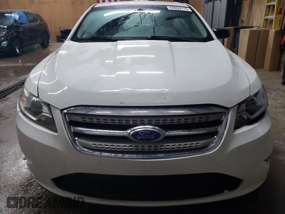 2011 Ford Taurus SE with VIN 1FAHP2DW1BG185698, listed as a Copart auction lot 44859115 with 252,212 mi miles and Clean Title. Bid and sale history available at carsss.com. Image 5.