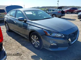 2020 Nissan Altima 2.5 S with VIN 1N4BL4BV1LC266572, listed as a IAAI auction lot 42006224 with 66,043 mi miles. Bid and sale history available at carsss.com. Image 1.