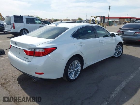 2014 Lexus ES 330 z VIN JTHBK1GG3E2114659, wystawiony jako IAAI lot #42366404 z przebiegiem 166 489 mil mil oraz . Historia ofert i sprzedaży dostępna na DreamBid. Obrazek 4.