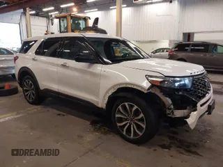 2022 Ford Explorer ST-Line with VIN 1FMSK8KHXNGB57162, listed as a IAAI auction lot 41491271 with 57,712 mi miles. Bid and sale history available at carsss.com. Image 1.