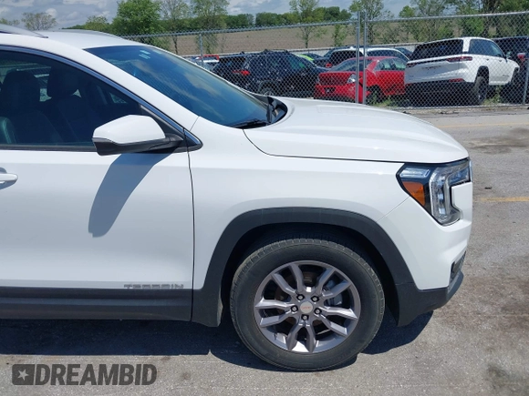 2024 GMC Terrain SLT with VIN 3GKALVEG0RL149351, listed as a IAAI auction lot 42595107 with 39,391 mi miles and . Bid and sale history available at DreamBid. Image 17.