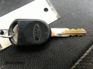 2007 Ford Escape Limited с VIN 1FMCU94197KA36921, выставлен на аукционе IAAI как лот 40426720 с пробегом 177 909 миль миль и . История ставок и продаж доступна на DreamBid. Изображение 11.