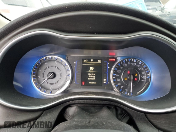 2015 Chrysler 200 Limited z VIN 1C3CCCAB8FN760831, wystawiony jako Copart lot #84142374 z przebiegiem 44 584 mil mil oraz Szkoda całkowita • Salvage title. Historia ofert i sprzedaży dostępna na DreamBid. Obrazek 9.