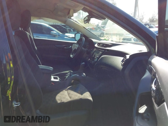2019 Nissan Rogue Sport S with VIN JN1BJ1CPXKW233049, listed as a IAAI auction lot 42004455 with 63,427 mi miles. Bid and sale history available at carsss.com. Image 5.