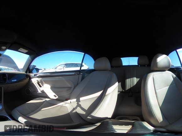 2015 Volkswagen Beetle с VIN 3VW5A7AT8FM818972, выставлен на аукционе IAAI как лот 41966746 с пробегом 144 699 миль миль и . История ставок и продаж доступна на DreamBid. Изображение 20.
