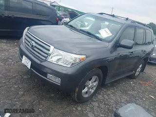 2011 Toyota Land Cruiser with VIN JTMHY7AJ9B4007410, listed as a IAAI auction lot 40460972 with 175,901 mi miles. Bid and sale history available at carsss.com. Image 18.