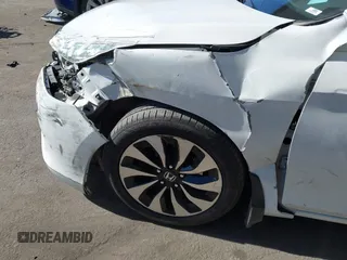 2015 Honda Accord EX-L с VIN 1HGCR6F55FA004767, выставлен на аукционе IAAI как лот 41312588 с пробегом 226 583 миль миль и . История ставок и продаж доступна на DreamBid. Изображение 6.