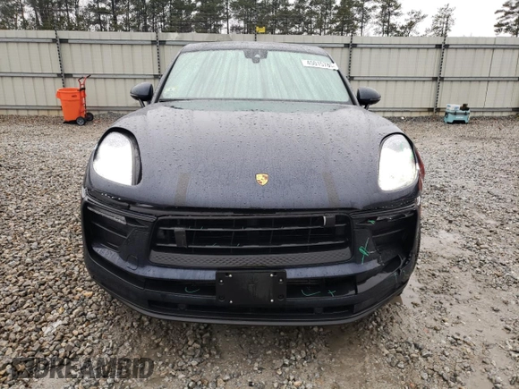 2022 Porsche Macan z VIN WP1AA2A58NLB09379, wystawiony jako Copart lot #45015785 z przebiegiem 38 104 mil mil oraz Szkoda całkowita • Salvage title. Historia ofert i sprzedaży dostępna na DreamBid. Obrazek 5.