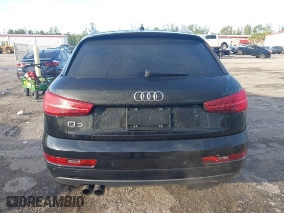 2018 Audi Q3 Premium Plus z VIN WA1HCCFS3JR022277, wystawiony jako IAAI lot #42468345 z przebiegiem 78 225 mil mil oraz . Historia ofert i sprzedaży dostępna na DreamBid. Obrazek 16.