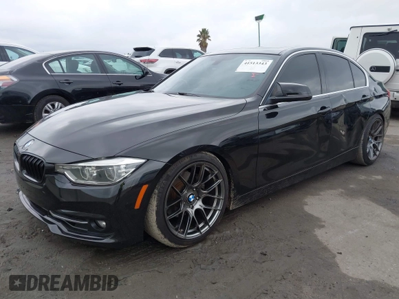 2018 BMW 3 Series 330i xDrive with VIN WBA8D9G57JNU67415, listed as a IAAI auction lot 41513343 with 98,714 mi miles. Bid and sale history available at carsss.com. Image 17.