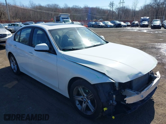 2013 BMW 3 Series 328i xDrive with VIN WBA3B5G58DNS04492, listed as a IAAI auction lot 41824286 with 86,261 mi miles. Bid and sale history available at carsss.com. Image 13.