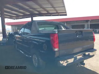 2005 Chevrolet Avalanche Z66 с VIN 3GNEC12Z35G294843, выставлен на аукционе IAAI как лот 42401044 с пробегом Не указан миль и . История ставок и продаж доступна на DreamBid. Изображение 3.