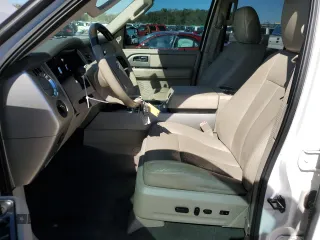 2013 Ford Expedition Max Limited z VIN 1FMJK1K56DEF63104, wystawiony jako Copart lot #45751835 z przebiegiem 131 897 mil mil oraz Szkoda całkowita • Salvage title. Historia ofert i sprzedaży dostępna na DreamBid. Obrazek 7.