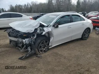 2022 Mercedes-Benz A 220 z VIN W1K3G4FB2NJ354649, wystawiony jako Copart lot #53559735 z przebiegiem Nie podano mil oraz Nie do naprawy • Non repairable. Historia ofert i sprzedaży dostępna na DreamBid. Obrazek 1.