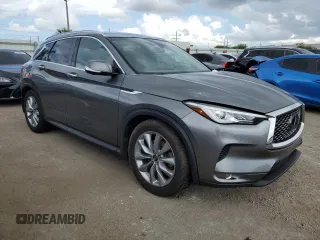 2019 Infiniti QX50 LUXE with VIN 3PCAJ5M37KF127626, listed as a Copart auction lot 49685623 with 32,005 mi miles. Bid and sale history available at carsss.com. Image 4.