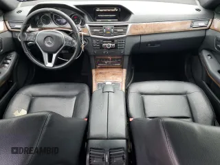 2013 Mercedes-Benz E 350 Luxury with VIN WDDHF8JB3DA677565, listed as a Copart auction lot 62122335 with 159,952 mi miles and Clean title. Bid and sale history available at DreamBid. Image 8.