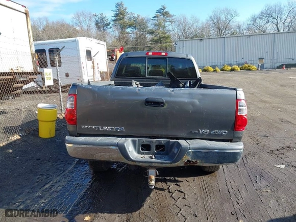 2006 Toyota Tundra SR5 with VIN 5TBBT44196S487353, listed as a IAAI auction lot 41428588 with 237,915 mi miles. Bid and sale history available at carsss.com. Image 16.