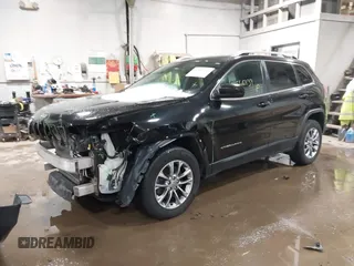 2019 Jeep Cherokee Latitude Plus with VIN 1C4PJMLB8KD181943, listed as a IAAI auction lot 41566439 with 151,118 mi miles and . Bid and sale history available at DreamBid. Image 17.