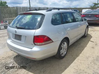 2011 Volkswagen Jetta TDI с VIN 3VWPL7AJ6BM698231, выставлен на аукционе IAAI как лот 42351687 с пробегом 119 722 миль миль и . История ставок и продаж доступна на DreamBid. Изображение 4.