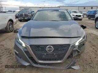 2019 Nissan Altima SR with VIN 1N4BL4CVXKC256619, listed as a Copart auction lot 46803955 with 121,557 mi miles and Non Repairable. Bid and sale history available at DreamBid. Image 5.